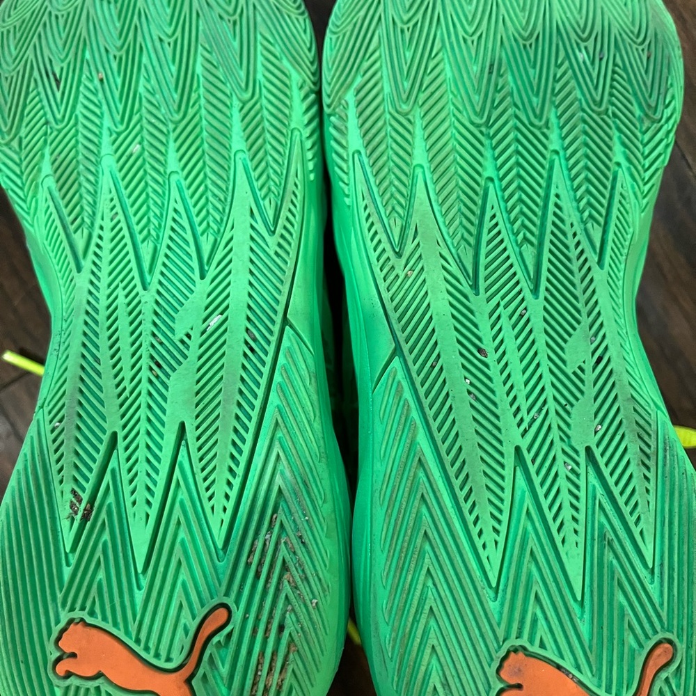 boys basketball sneakers